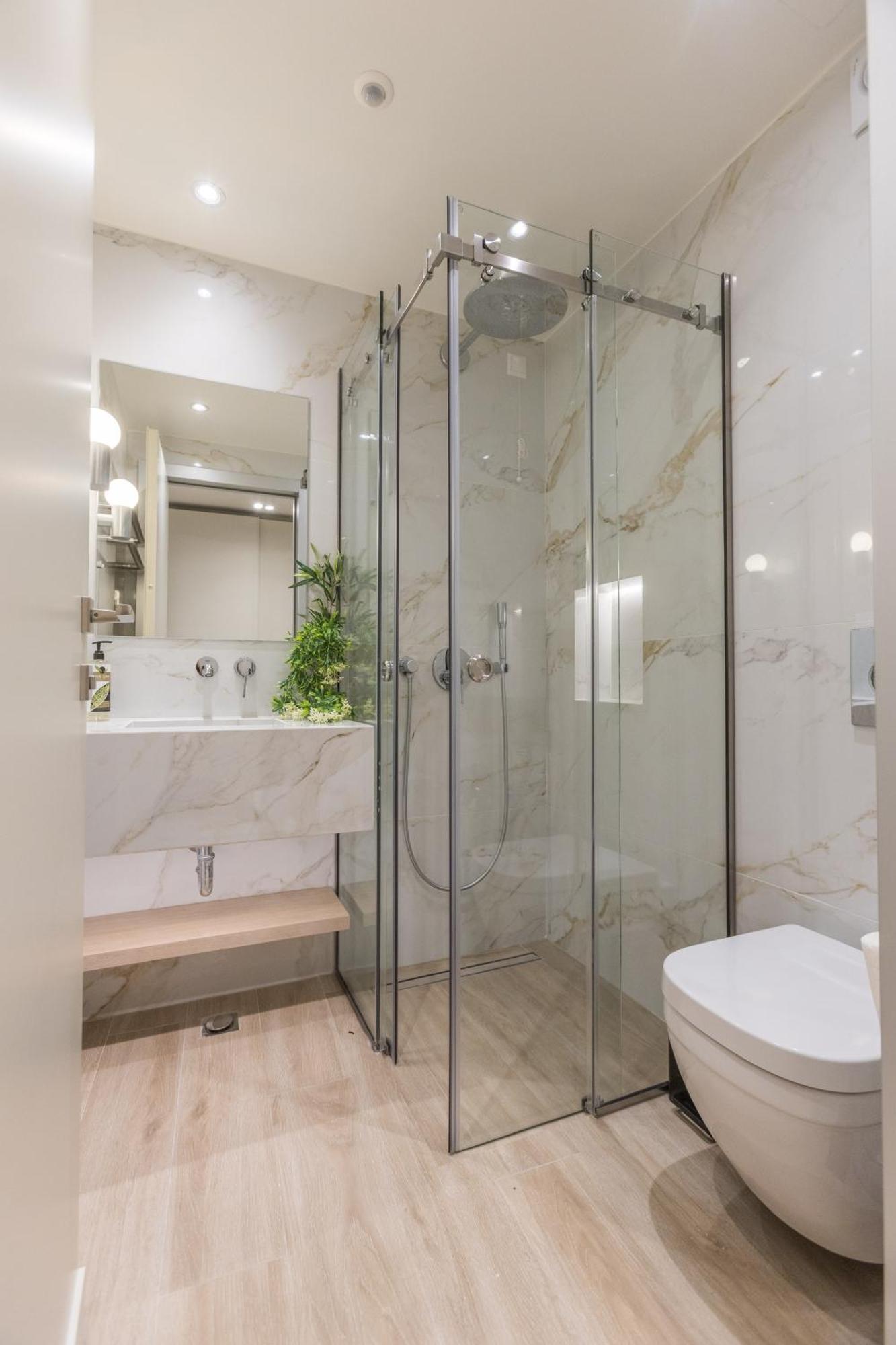The Mediterranean Suites Пирея Екстериор снимка