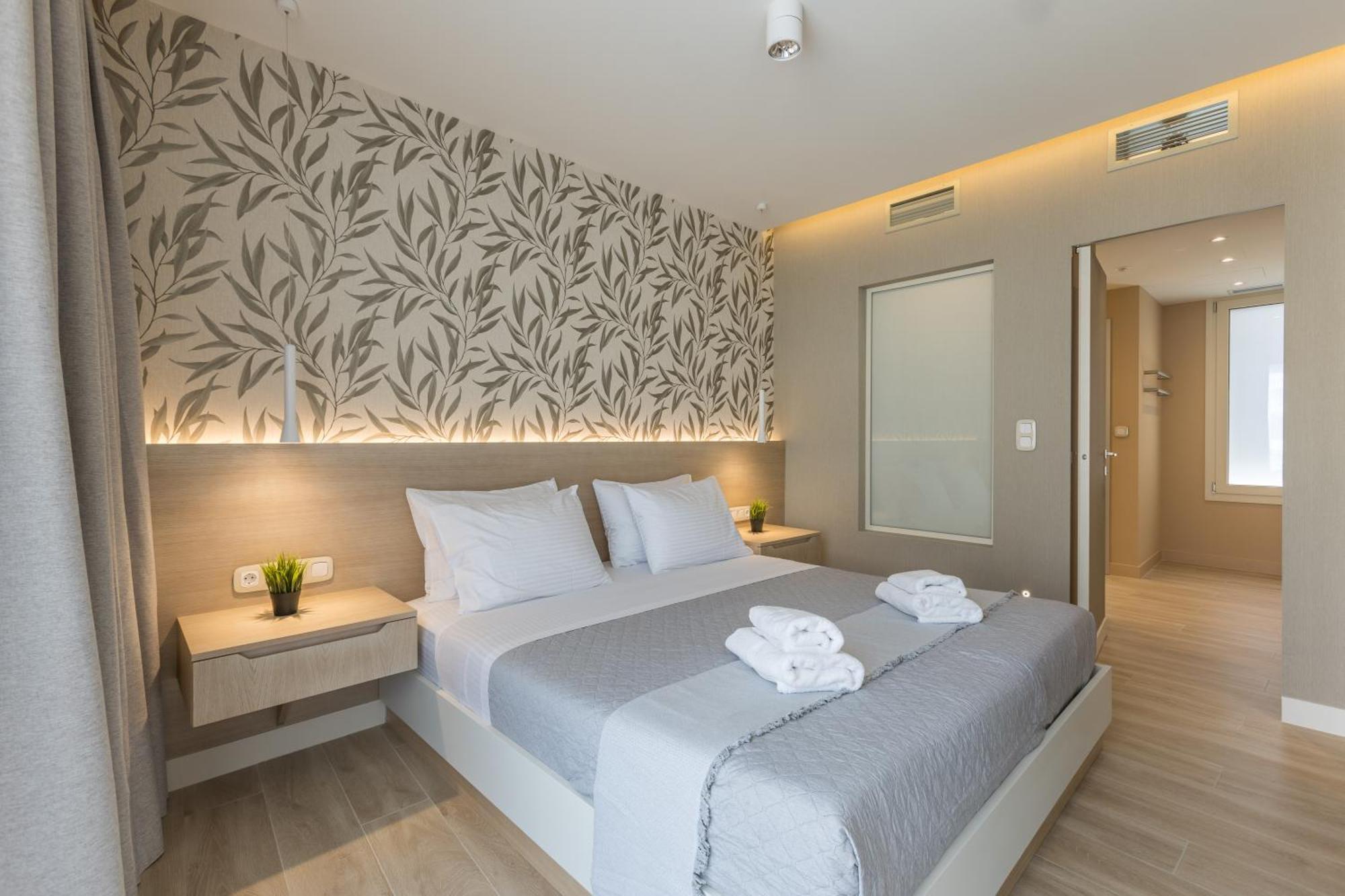 The Mediterranean Suites Пирея Екстериор снимка